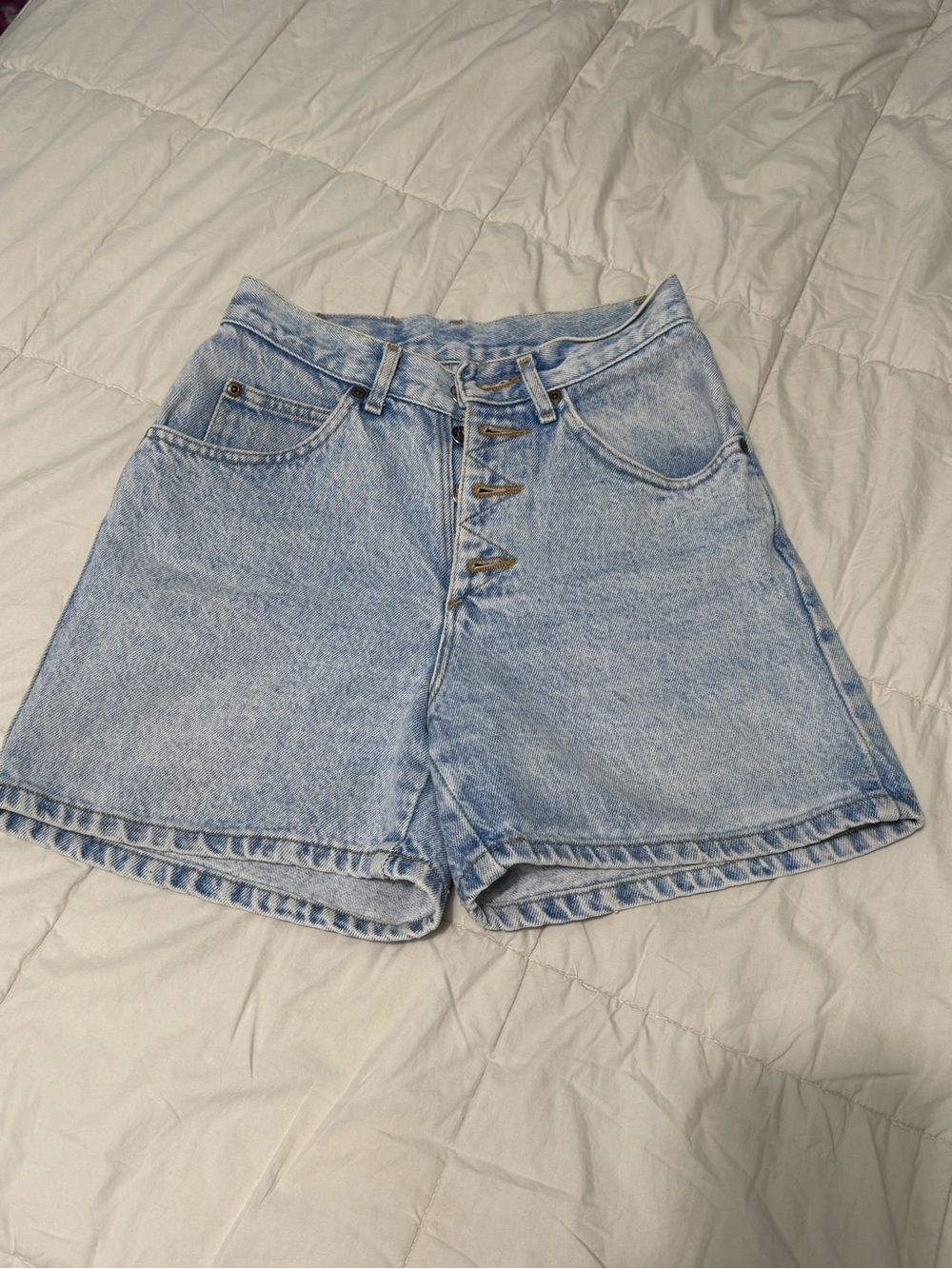 Lee’s Vintage High-Waist Light Blue Denim Shorts